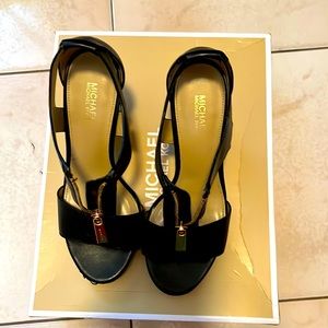 Women's Berkley T-Strap Platform Dress Sandals